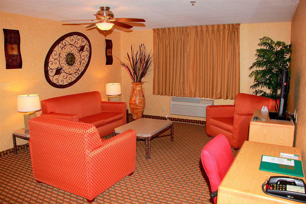 Garner Hotel By Ihg Phoenix - Surprise Kültér fotó